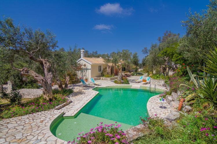 Irida Cottage Vlachopoulatika ภายนอก รูปภาพ